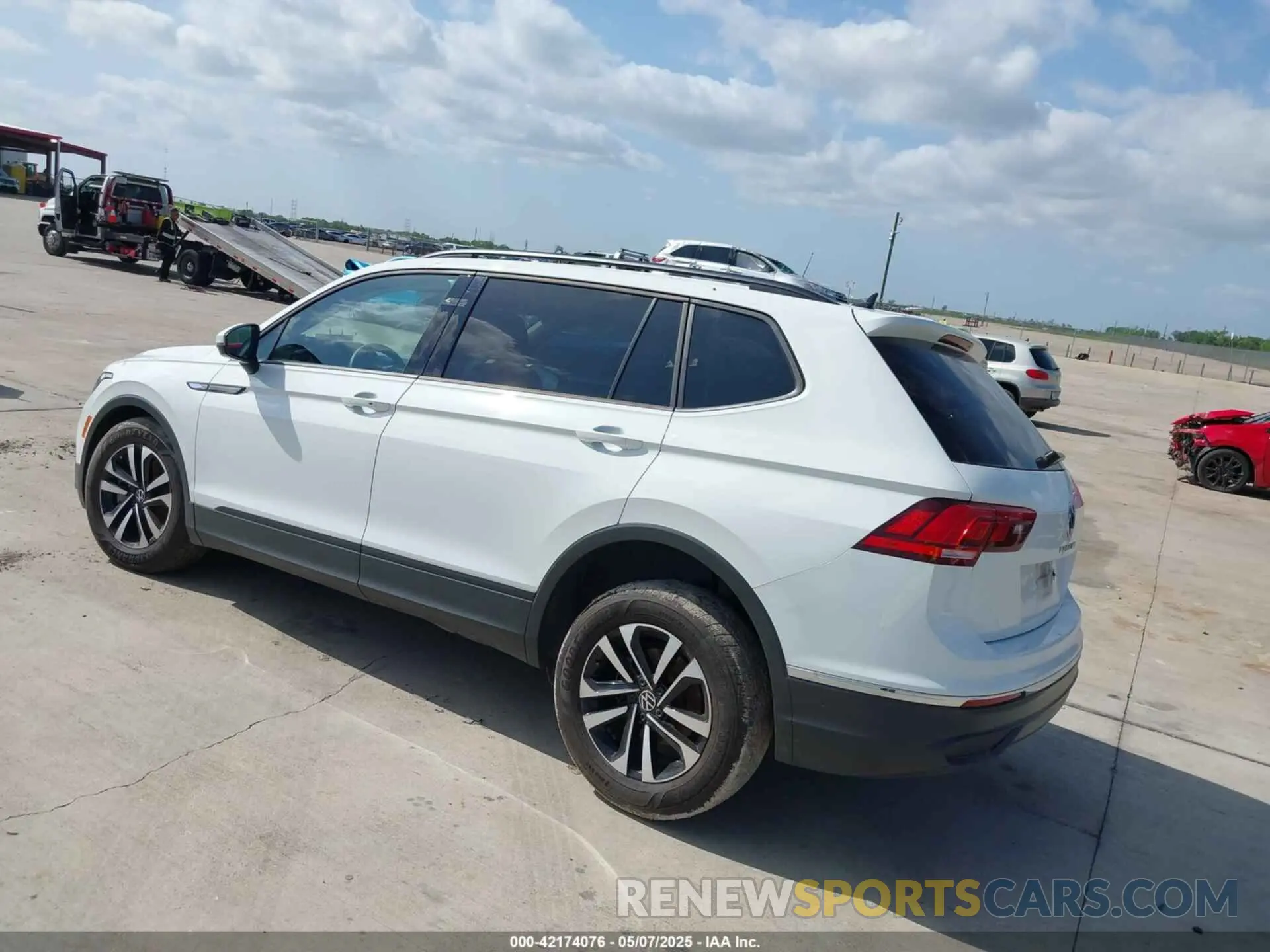 3 fotografías del automóvil dañado 3VVRB7AX1PM115138 VOLKSWAGEN TIGUAN 2023