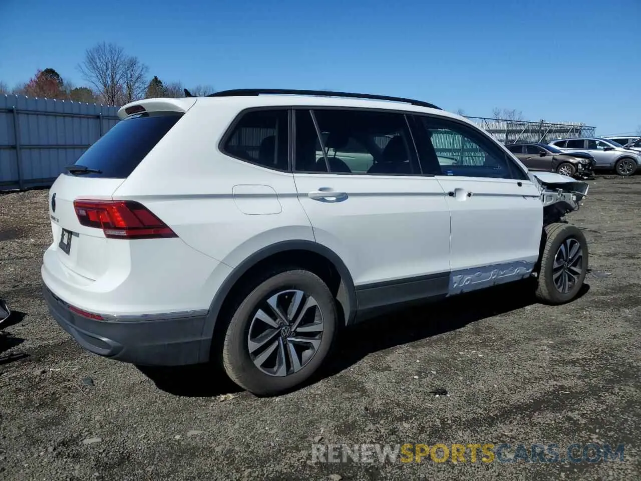 3 fotografías del automóvil dañado 3VVRB7AX2PM119666 VOLKSWAGEN TIGUAN 2023