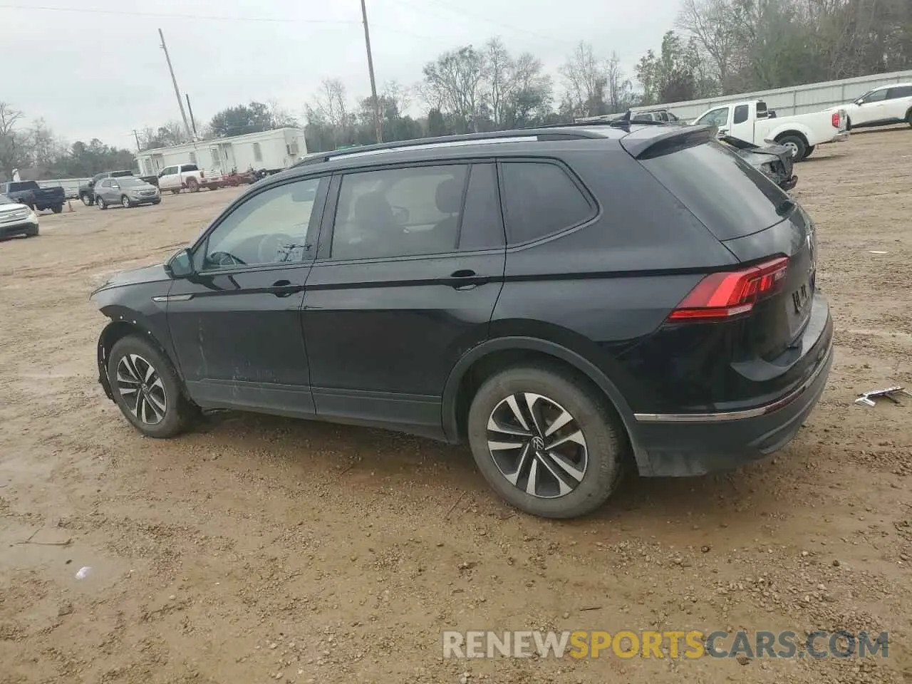 2 fotografías del automóvil dañado 3VVRB7AX5PM038208 VOLKSWAGEN TIGUAN 2023