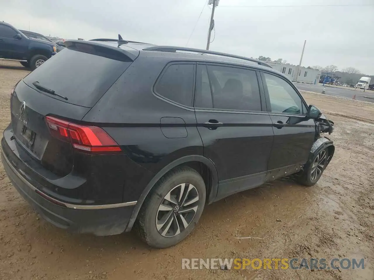 3 fotografías del automóvil dañado 3VVRB7AX5PM038208 VOLKSWAGEN TIGUAN 2023