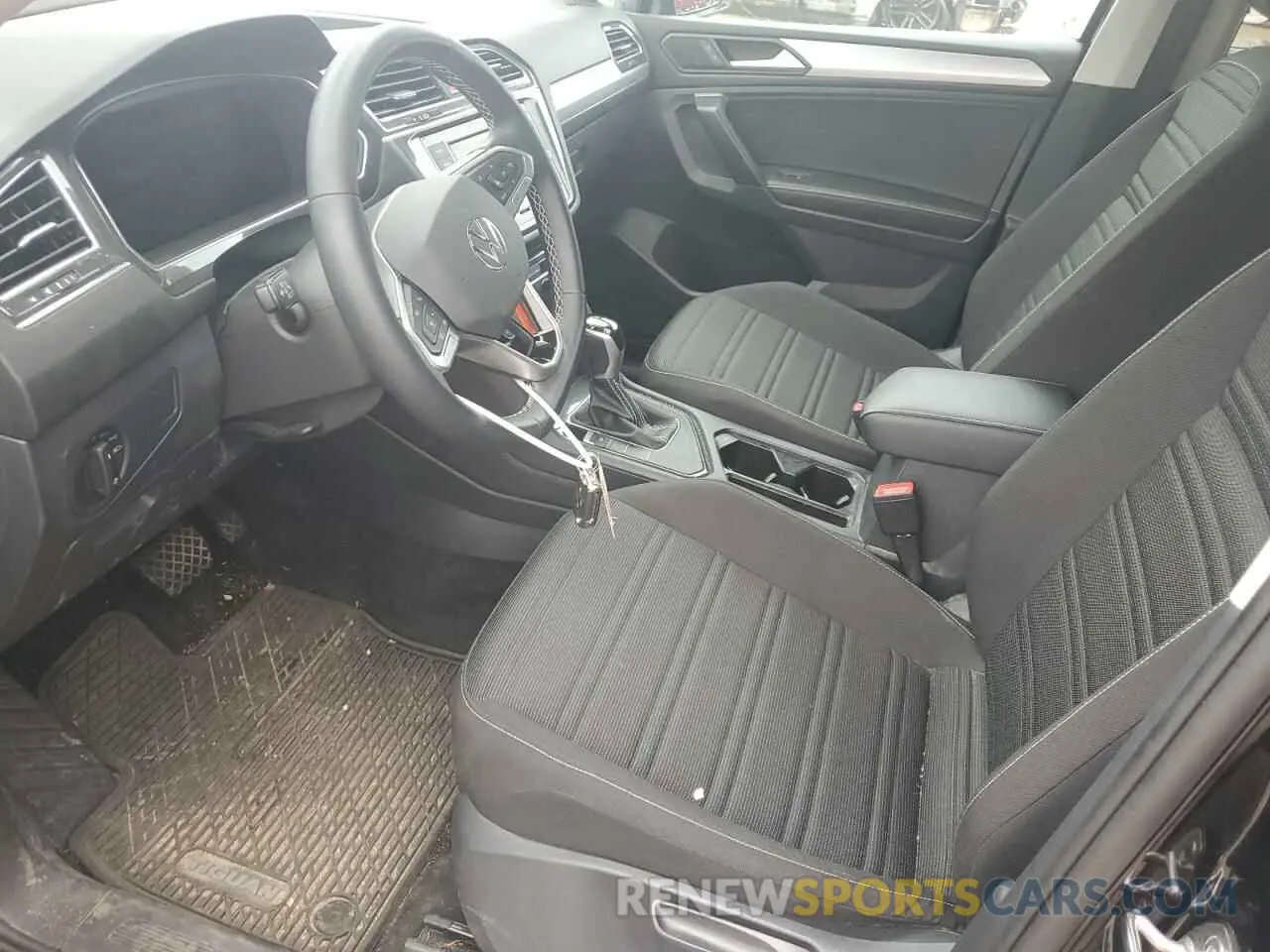 7 fotografías del automóvil dañado 3VVRB7AX5PM038208 VOLKSWAGEN TIGUAN 2023
