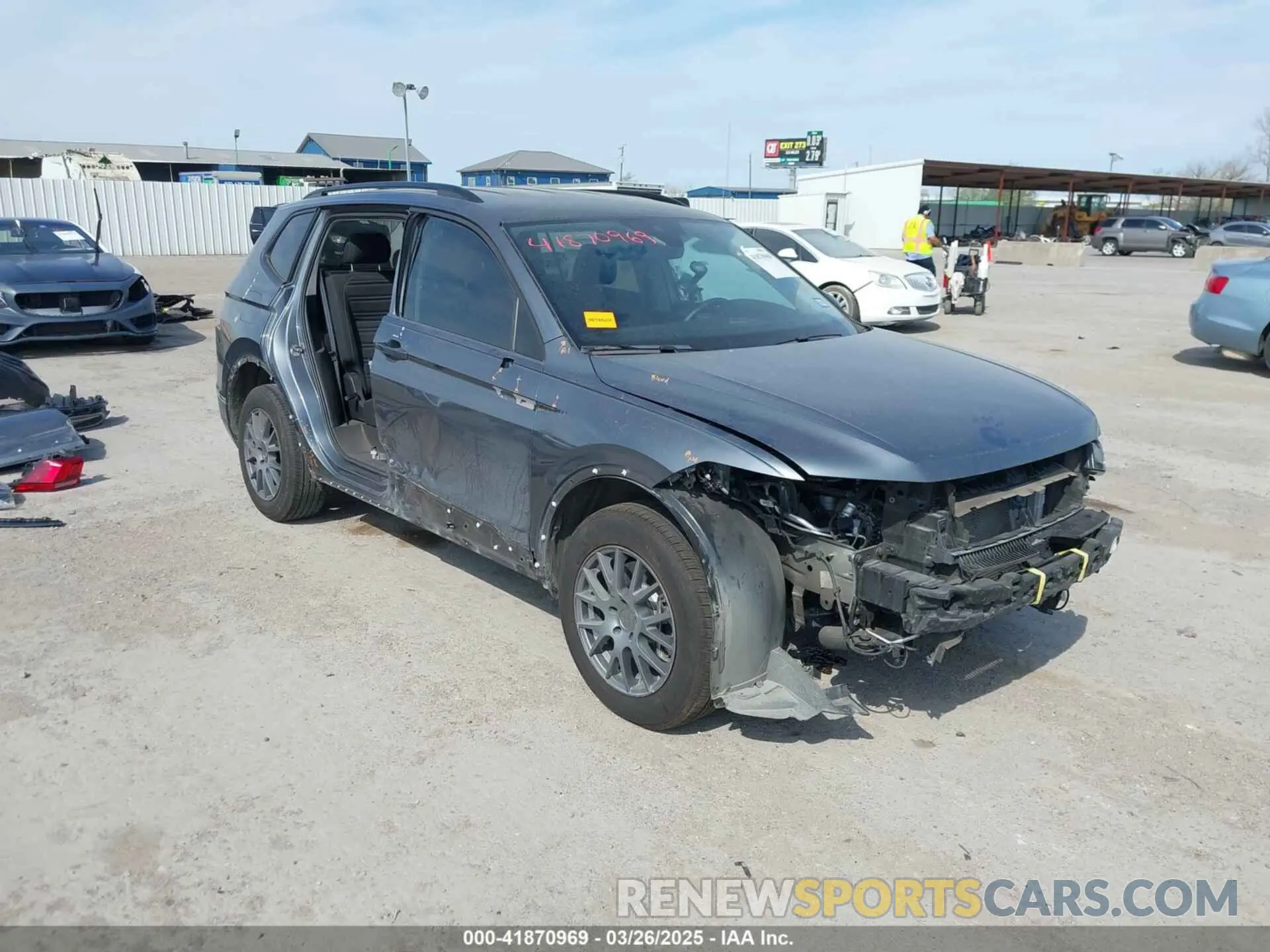 1 fotografías del automóvil dañado 3VVRB7AX9PM132401 VOLKSWAGEN TIGUAN 2023