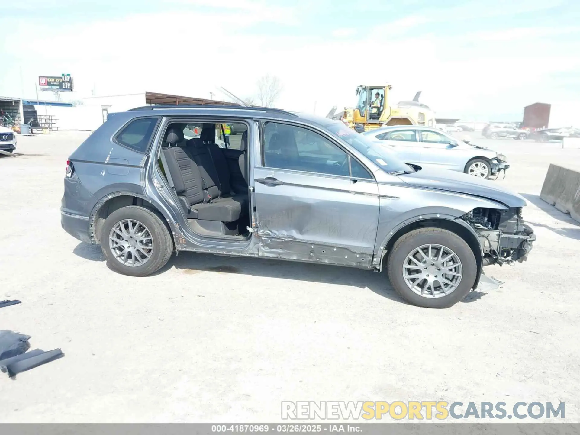 14 fotografías del automóvil dañado 3VVRB7AX9PM132401 VOLKSWAGEN TIGUAN 2023