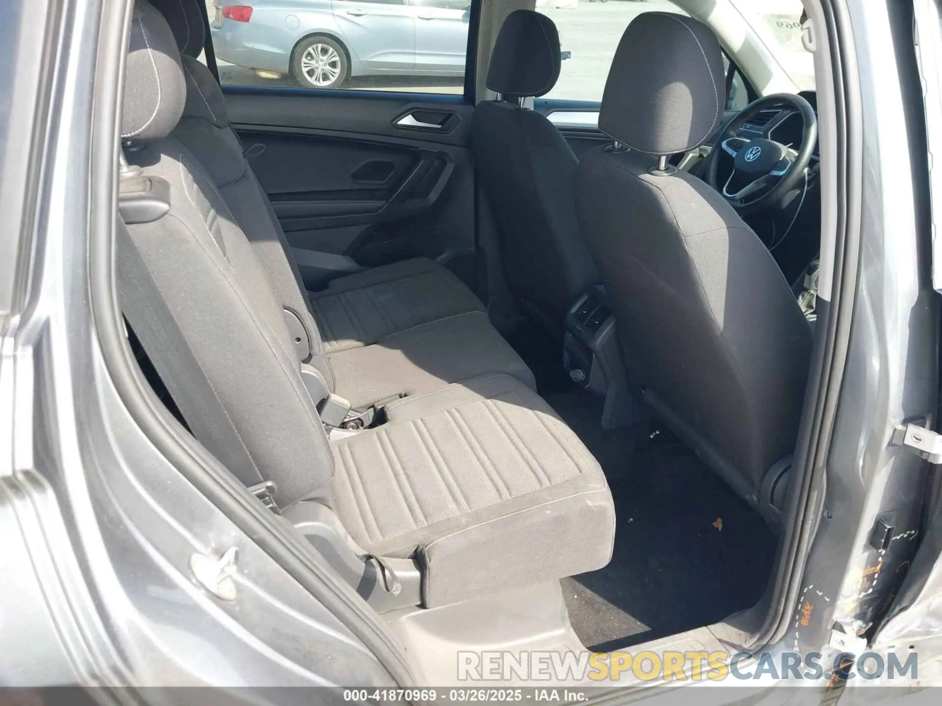 8 fotografías del automóvil dañado 3VVRB7AX9PM132401 VOLKSWAGEN TIGUAN 2023