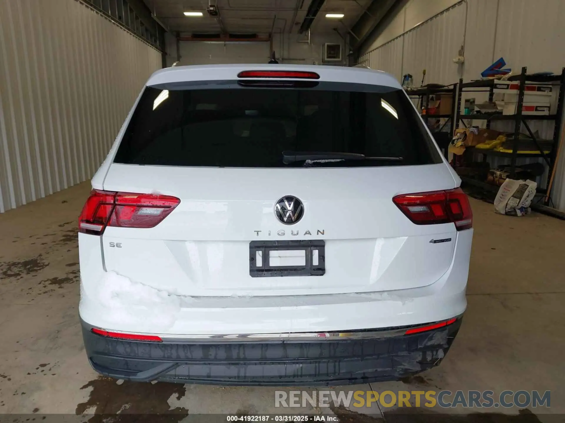 15 fotografías del automóvil dañado 3VV2B7AX0RM035320 VOLKSWAGEN TIGUAN 2024