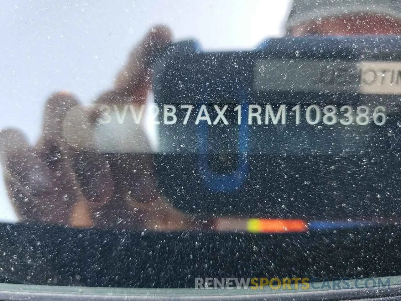 15 fotografías del automóvil dañado 3VV2B7AX1RM108386 VOLKSWAGEN TIGUAN 2024