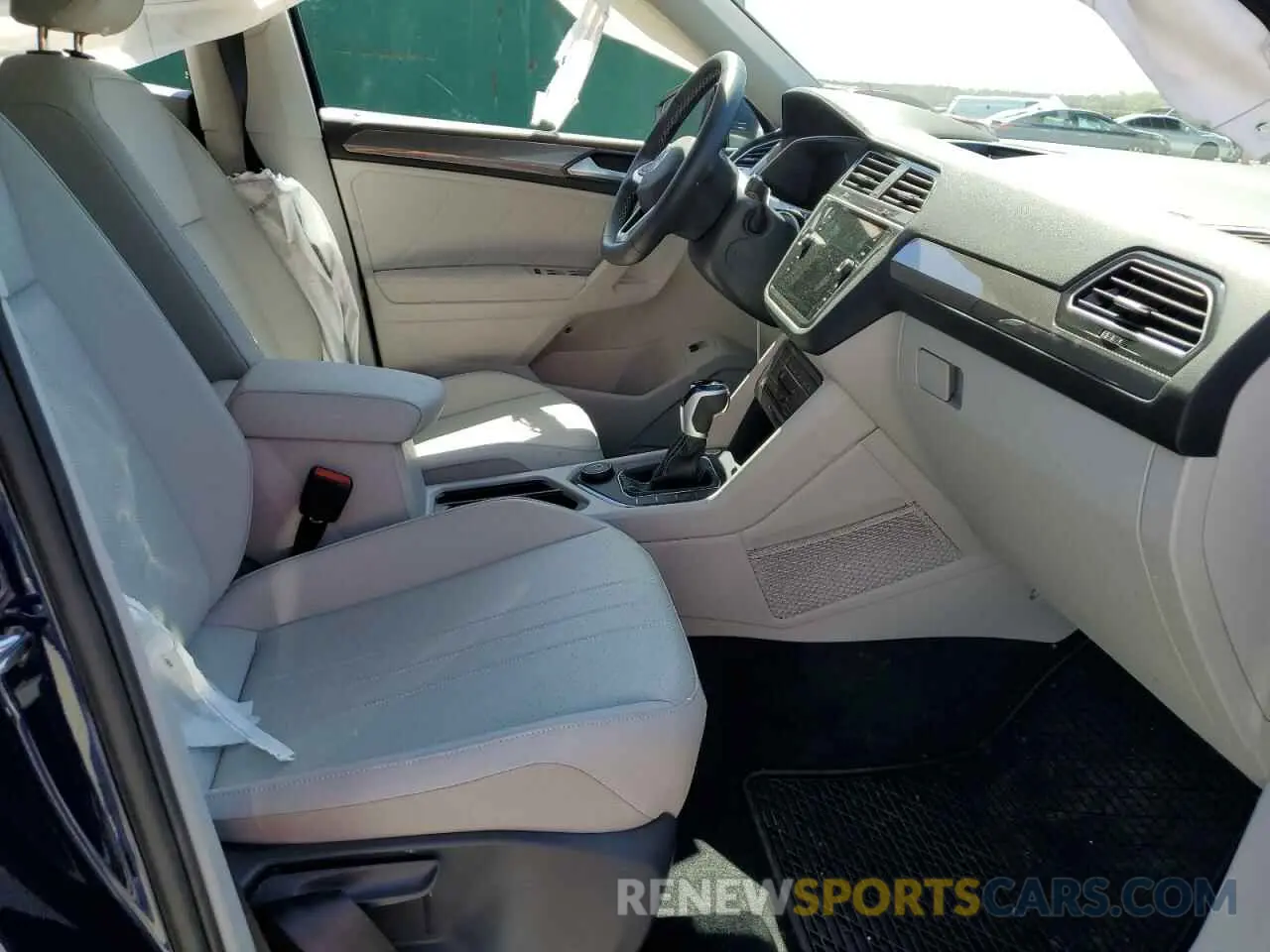 7 fotografías del automóvil dañado 3VV2B7AX1RM108386 VOLKSWAGEN TIGUAN 2024