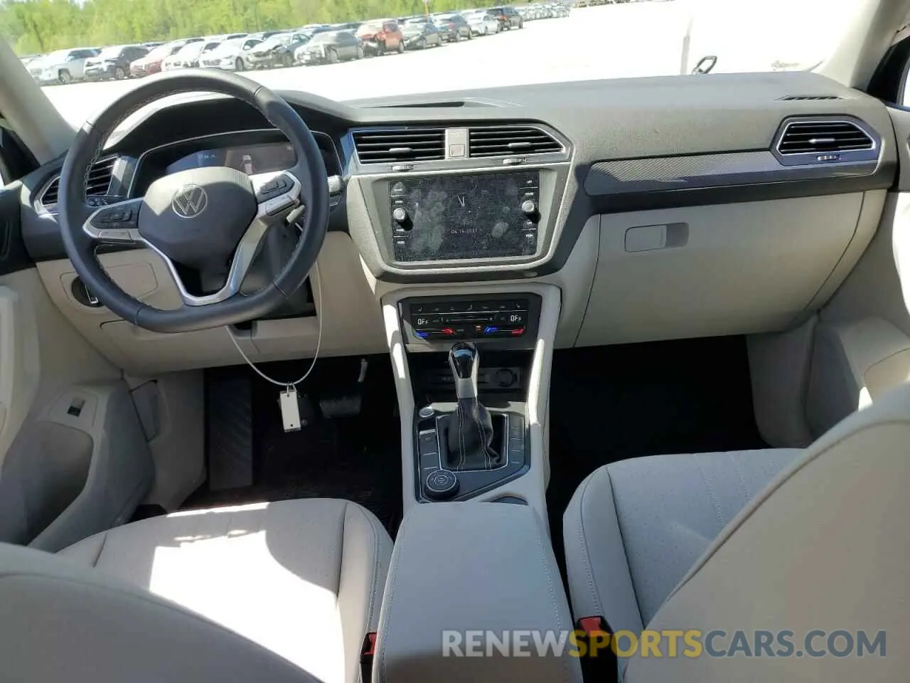 8 fotografías del automóvil dañado 3VV2B7AX1RM108386 VOLKSWAGEN TIGUAN 2024
