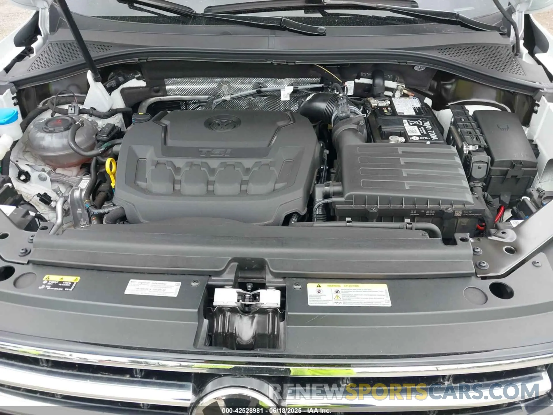 10 fotografías del automóvil dañado 3VV2B7AX6RM031241 VOLKSWAGEN TIGUAN 2024