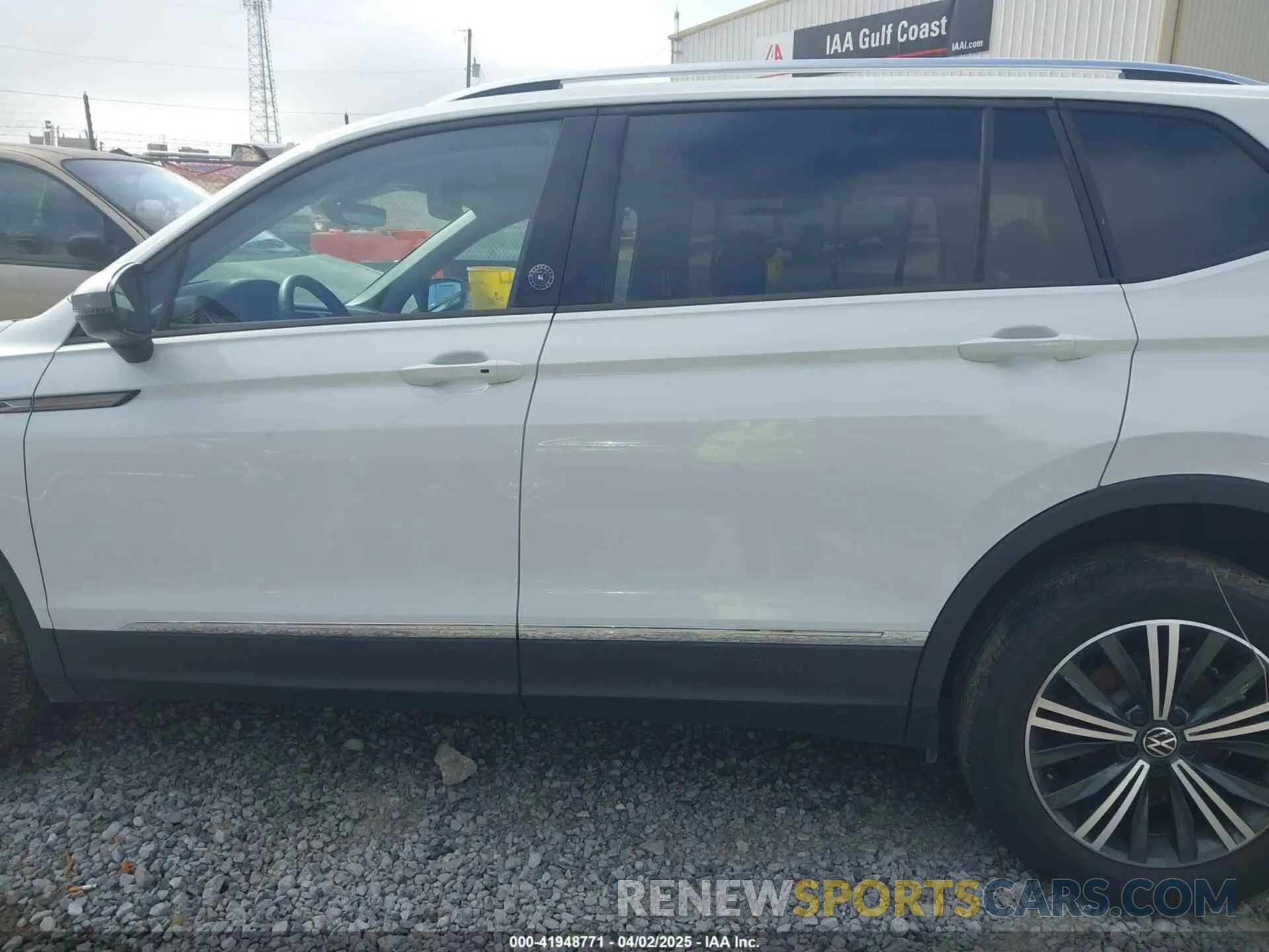 14 fotografías del automóvil dañado 3VV2B7AX6RM202781 VOLKSWAGEN TIGUAN 2024