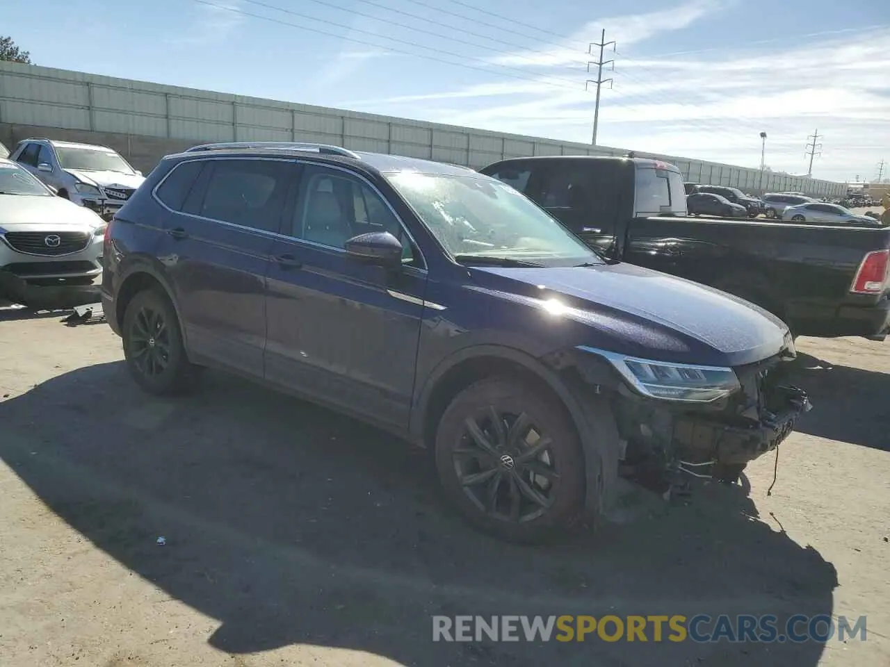 4 fotografías del automóvil dañado 3VV2B7AX8RM178709 VOLKSWAGEN TIGUAN 2024