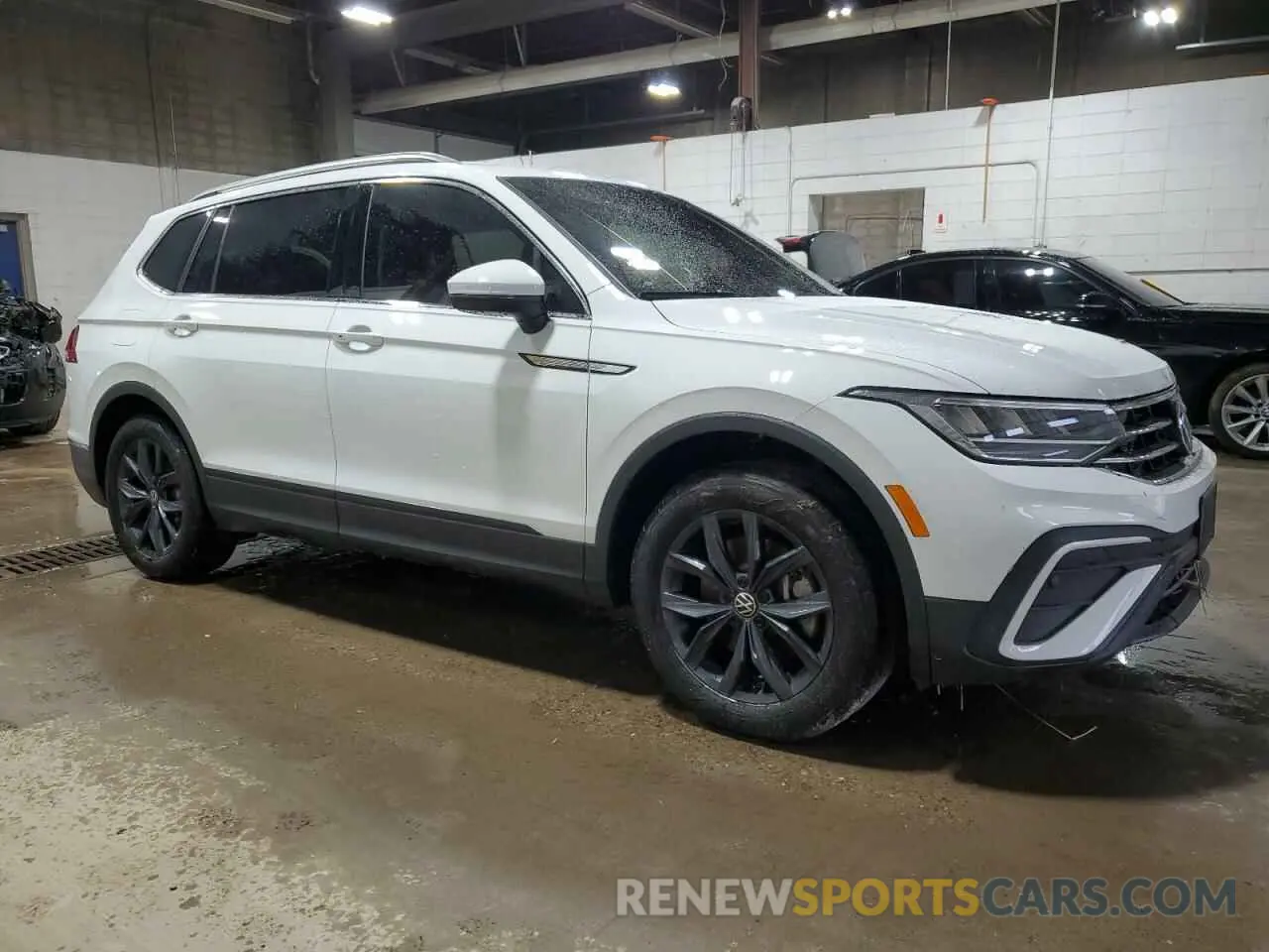 4 fotografías del automóvil dañado 3VV2B7AXXRM047944 VOLKSWAGEN TIGUAN 2024