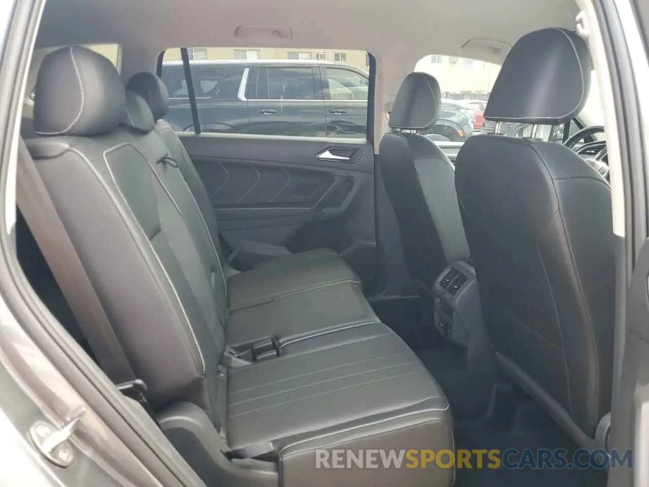 11 fotografías del automóvil dañado 3VV3B7AX1RM062160 VOLKSWAGEN TIGUAN 2024