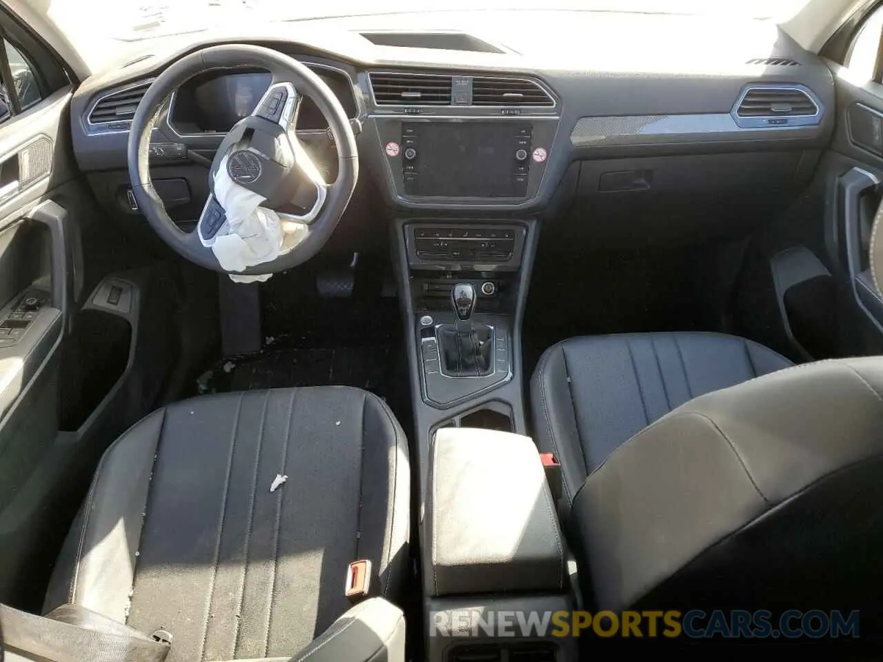 8 fotografías del automóvil dañado 3VV3B7AX2RM050020 VOLKSWAGEN TIGUAN 2024