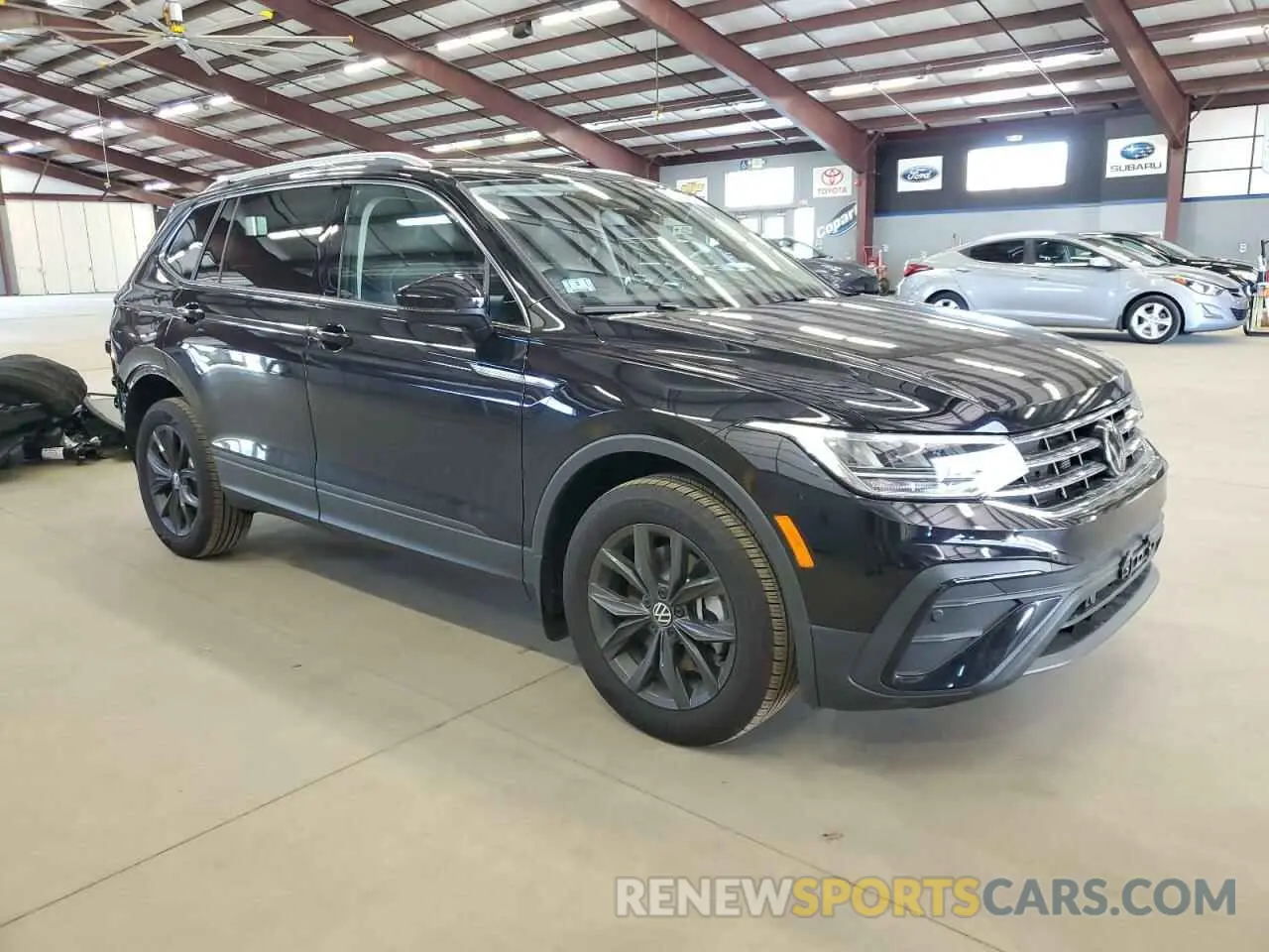 4 fotografías del automóvil dañado 3VV3B7AX2RM069974 VOLKSWAGEN TIGUAN 2024