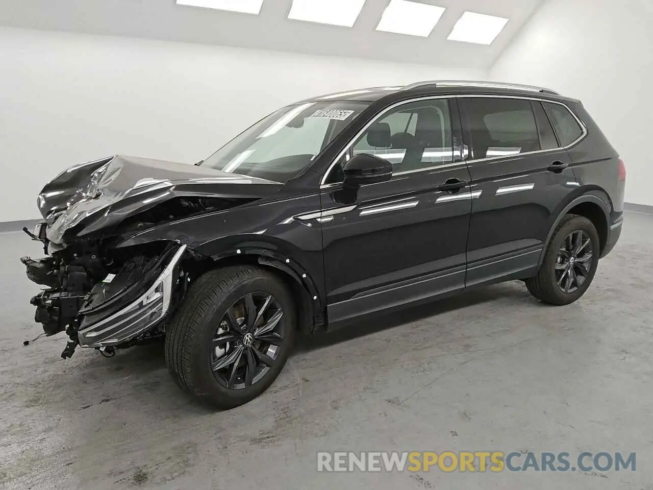1 fotografías del automóvil dañado 3VV3B7AX2RM125086 VOLKSWAGEN TIGUAN 2024