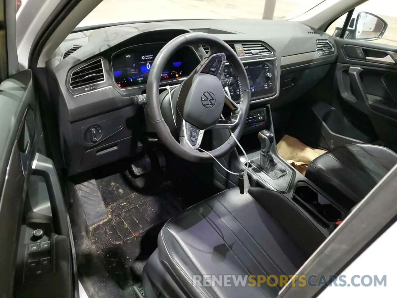 8 fotografías del automóvil dañado 3VV3B7AX5RM069404 VOLKSWAGEN TIGUAN 2024