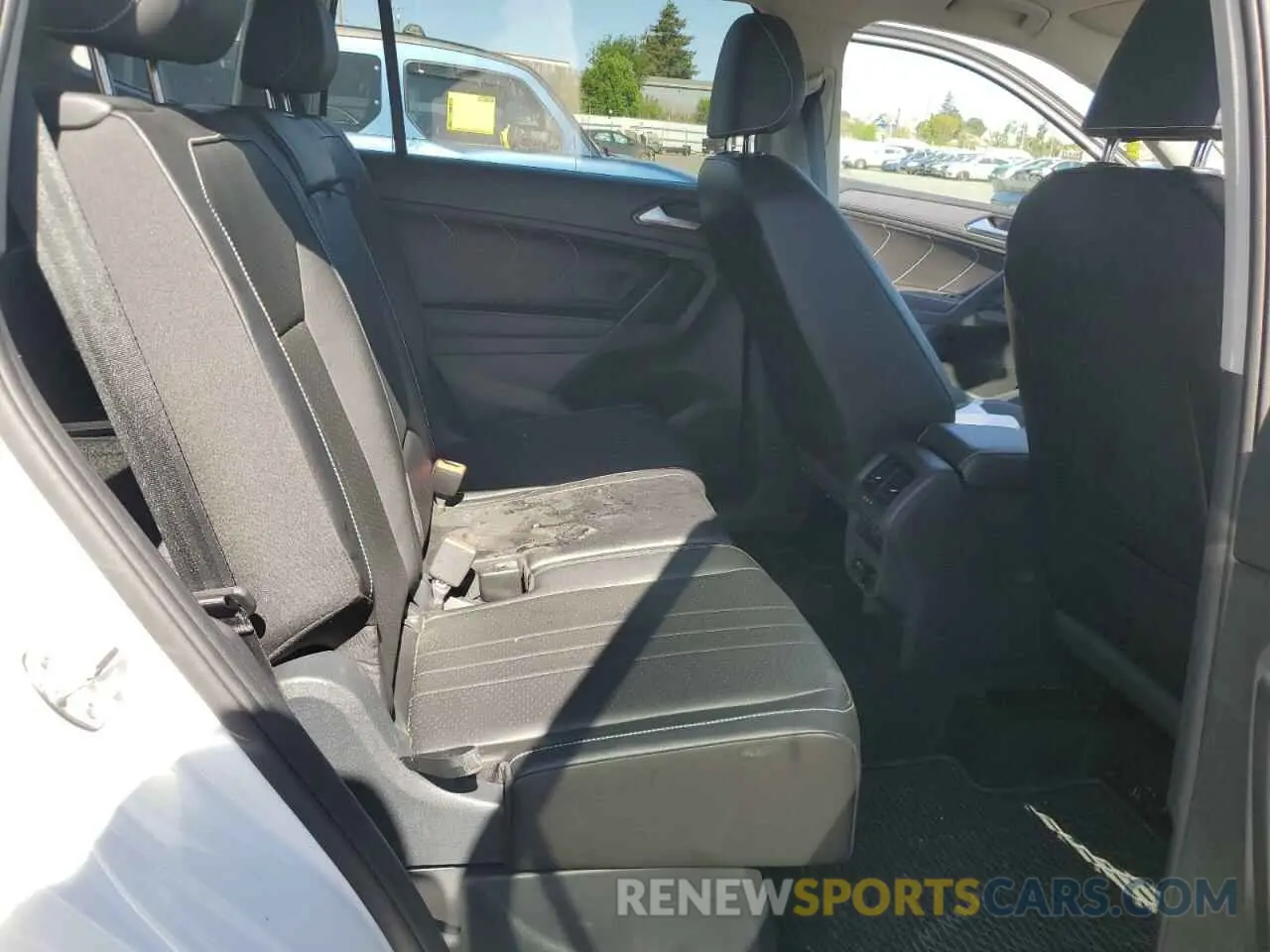 11 fotografías del automóvil dañado 3VV3B7AX7RM093378 VOLKSWAGEN TIGUAN 2024