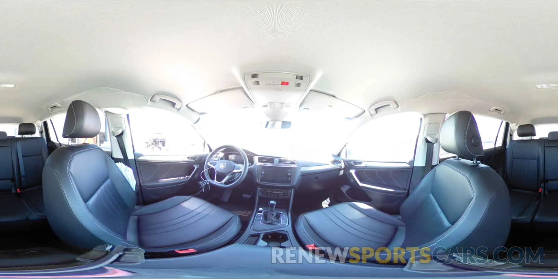 15 fotografías del automóvil dañado 3VV3B7AX8RM027356 VOLKSWAGEN TIGUAN 2024