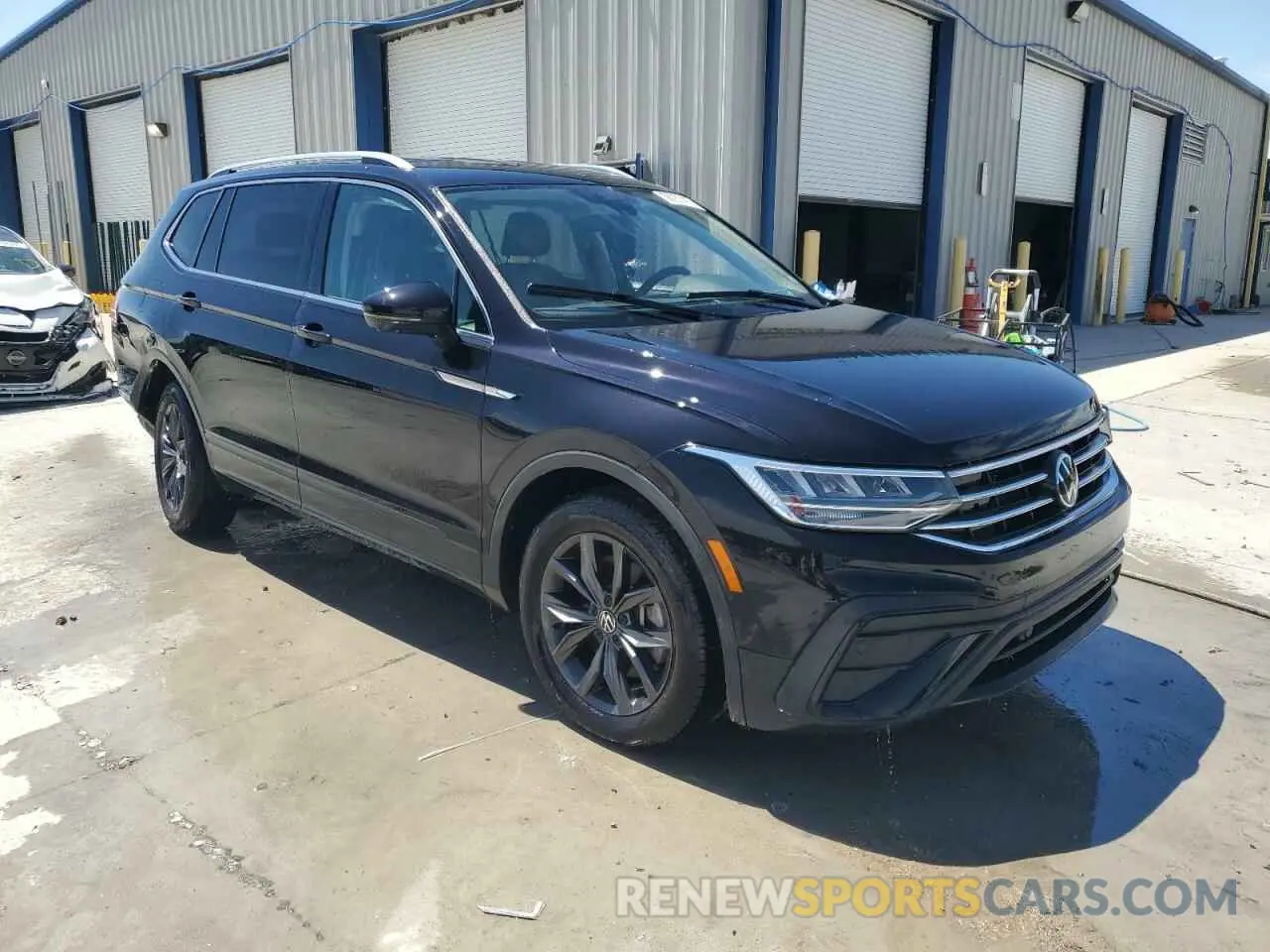 4 fotografías del automóvil dañado 3VV3B7AX8RM027356 VOLKSWAGEN TIGUAN 2024