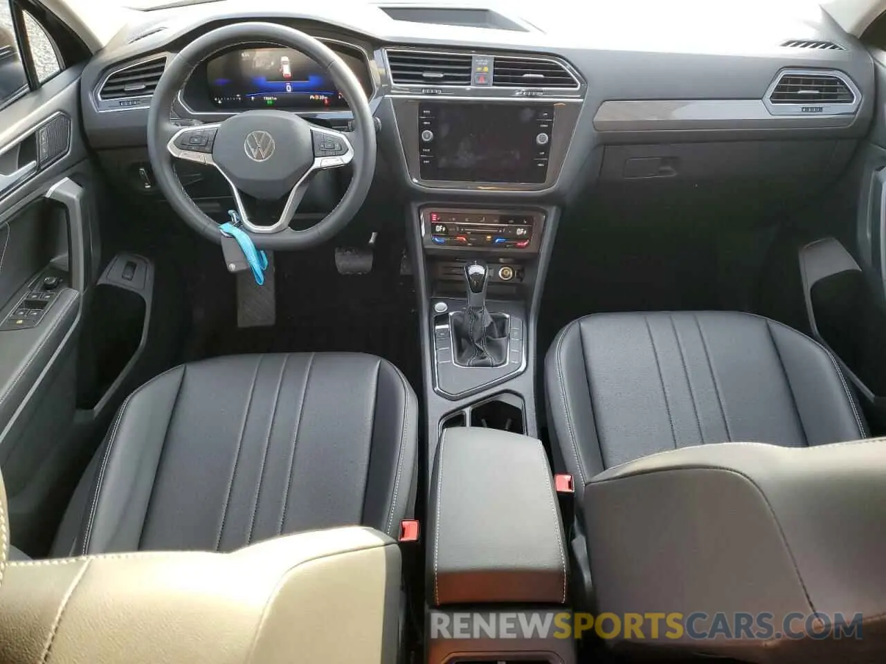 8 fotografías del automóvil dañado 3VV3B7AX8RM136190 VOLKSWAGEN TIGUAN 2024