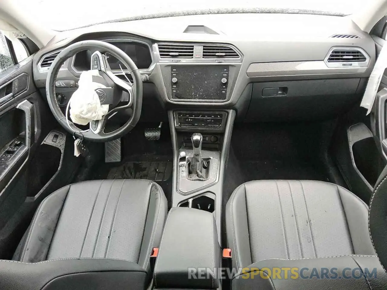 8 fotografías del automóvil dañado 3VV3B7AXXRM098171 VOLKSWAGEN TIGUAN 2024