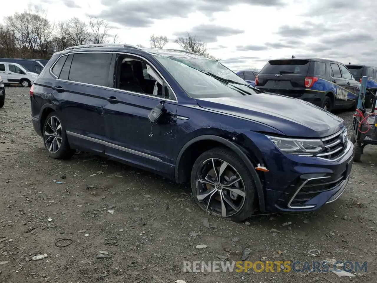 4 fotografías del automóvil dañado 3VV4B7AX2RM031987 VOLKSWAGEN TIGUAN 2024