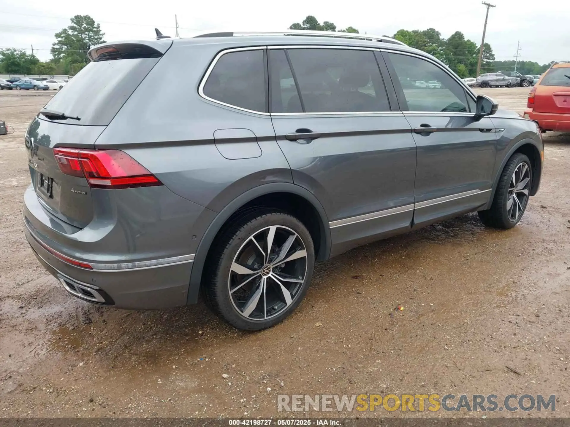 4 fotografías del automóvil dañado 3VV4B7AX3RM150065 VOLKSWAGEN TIGUAN 2024