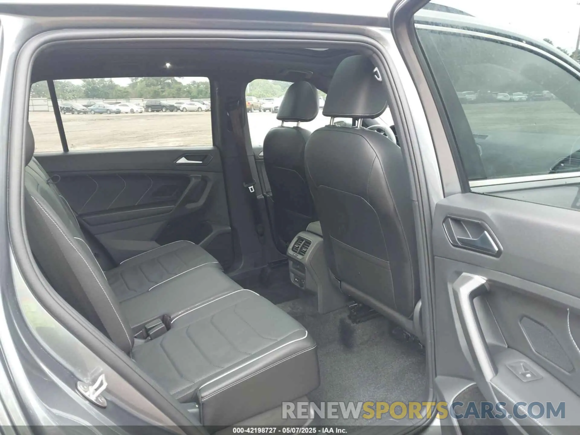 8 fotografías del automóvil dañado 3VV4B7AX3RM150065 VOLKSWAGEN TIGUAN 2024