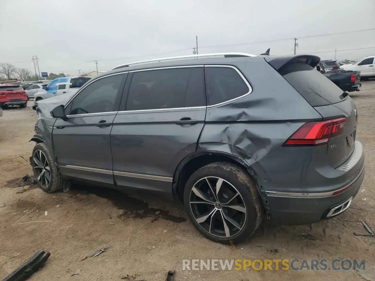 2 fotografías del automóvil dañado 3VV4B7AX7RM158394 VOLKSWAGEN TIGUAN 2024