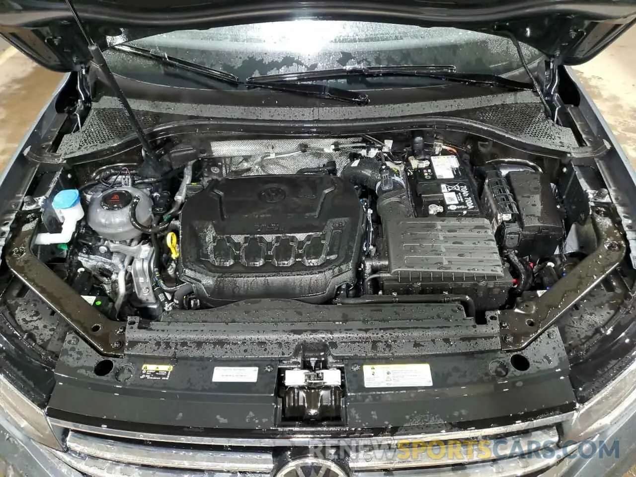 12 fotografías del automóvil dañado 3VV5B7AX7RM213589 VOLKSWAGEN TIGUAN 2024