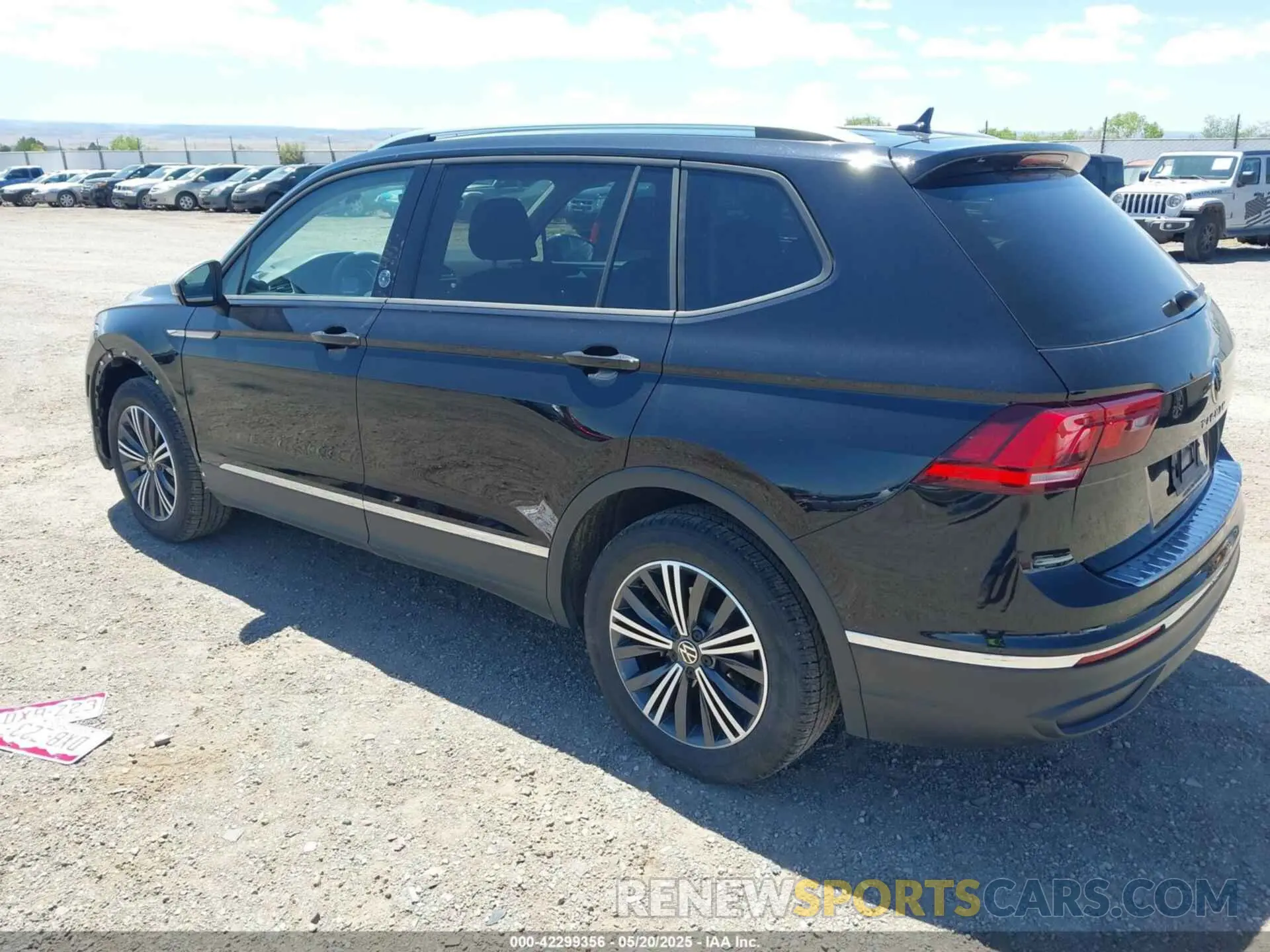 3 fotografías del automóvil dañado 3VV5B7AX7RM232983 VOLKSWAGEN TIGUAN 2024