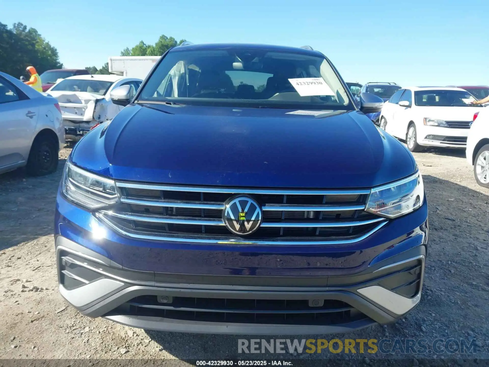 12 fotografías del automóvil dañado 3VV6B7AX5RM225695 VOLKSWAGEN TIGUAN 2024