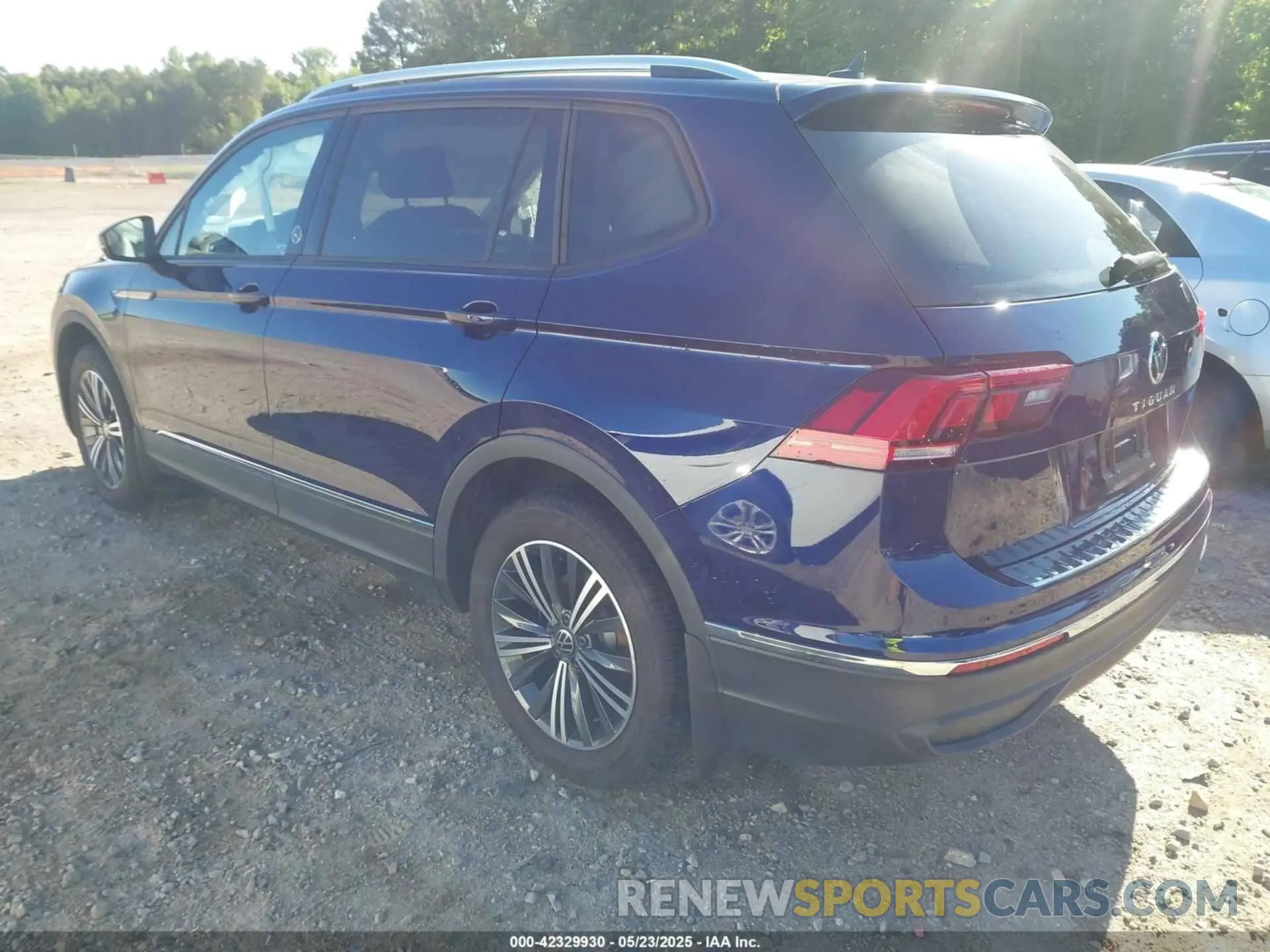 3 fotografías del automóvil dañado 3VV6B7AX5RM225695 VOLKSWAGEN TIGUAN 2024