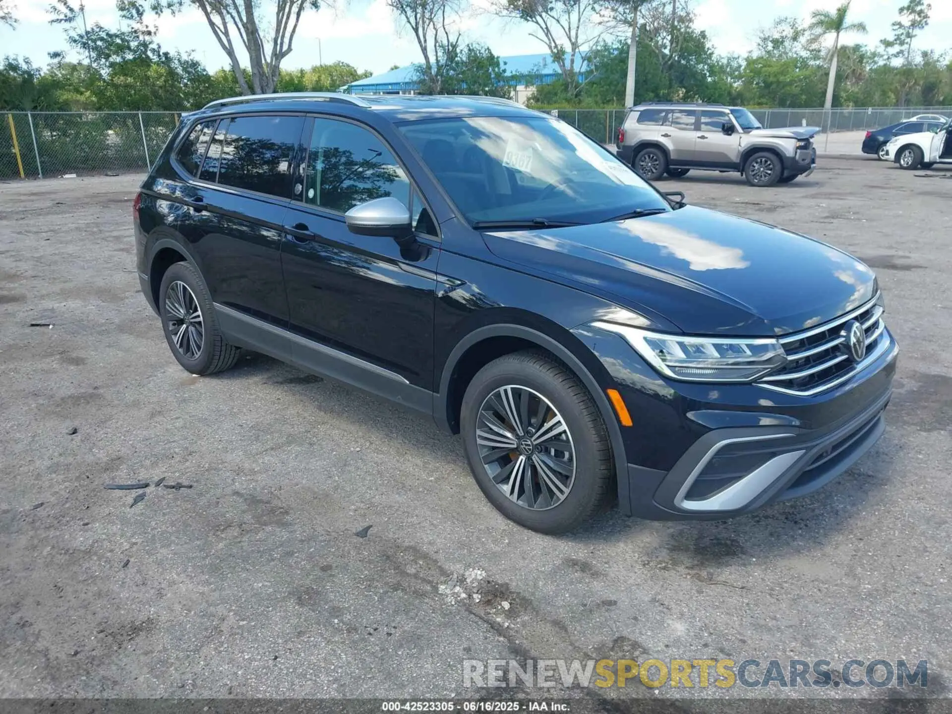 1 fotografías del automóvil dañado 3VV6B7AX7RM213144 VOLKSWAGEN TIGUAN 2024
