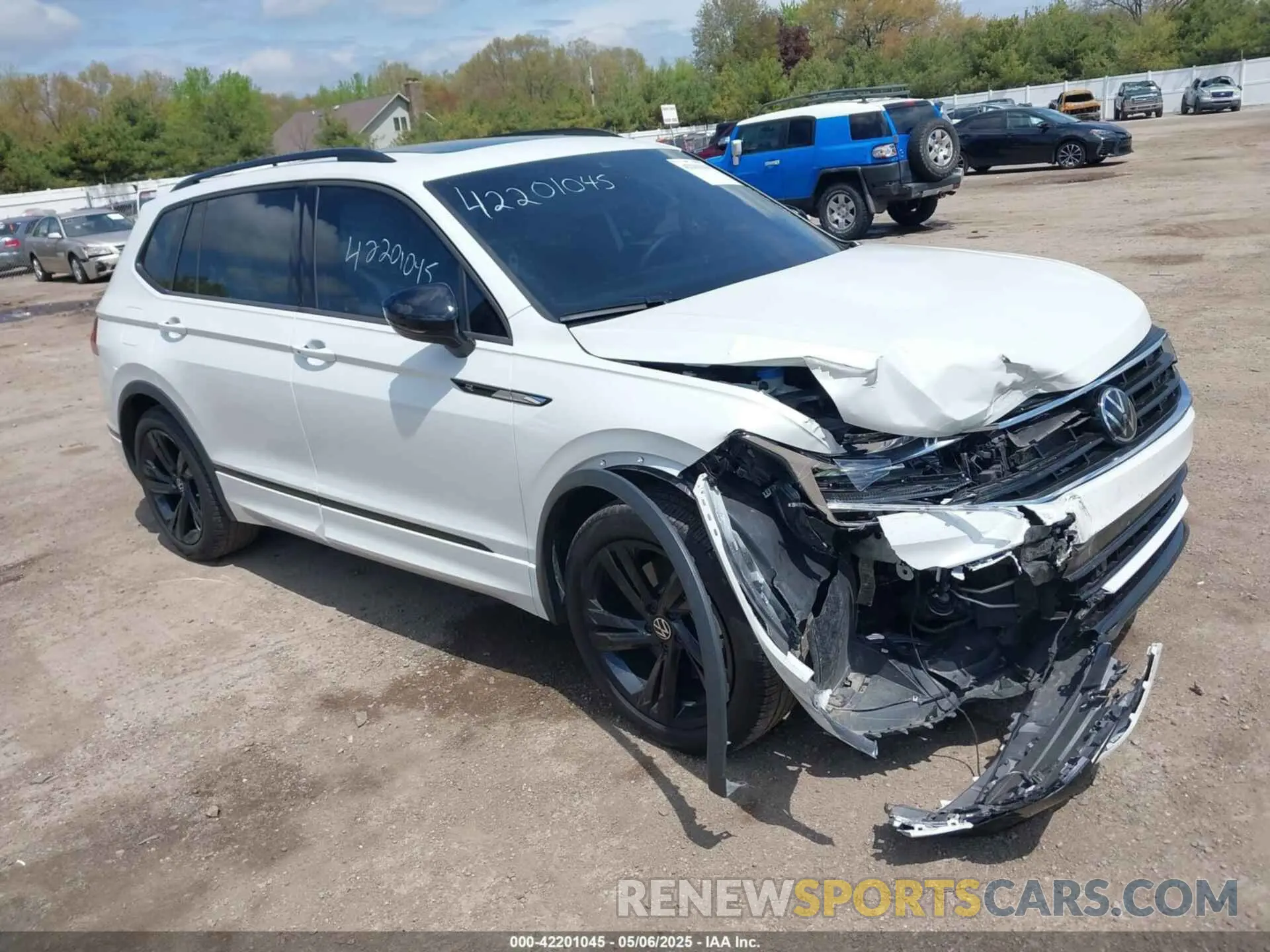 1 fotografías del automóvil dañado 3VV8B7AX2RM060780 VOLKSWAGEN TIGUAN 2024