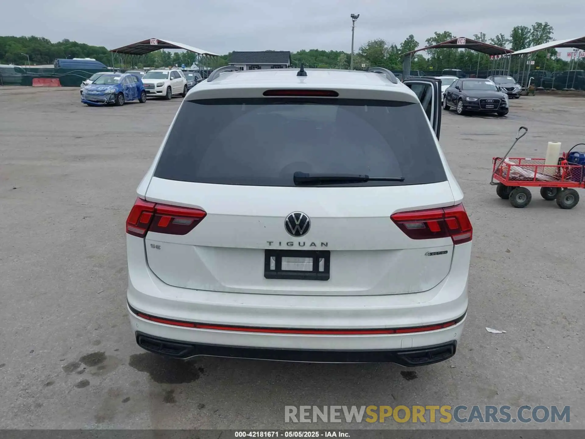 17 fotografías del automóvil dañado 3VV8B7AX3RM019431 VOLKSWAGEN TIGUAN 2024