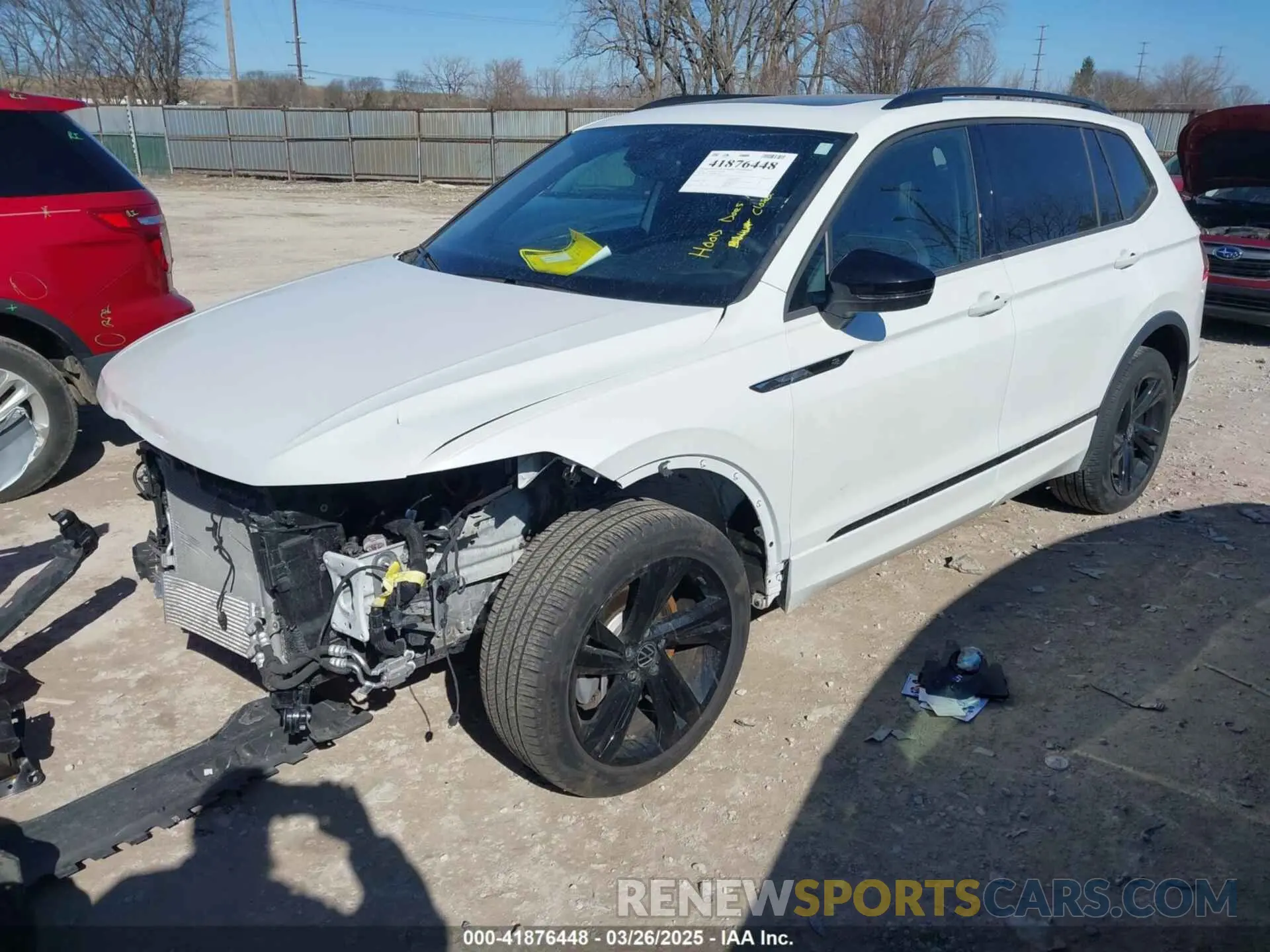2 fotografías del automóvil dañado 3VV8B7AX3RM052588 VOLKSWAGEN TIGUAN 2024