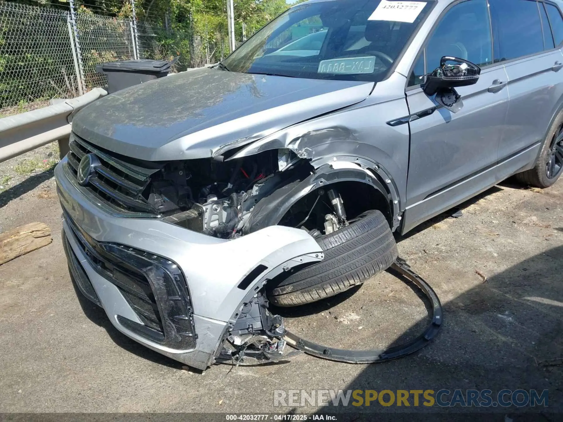 6 fotografías del automóvil dañado 3VV8B7AX3RM108710 VOLKSWAGEN TIGUAN 2024