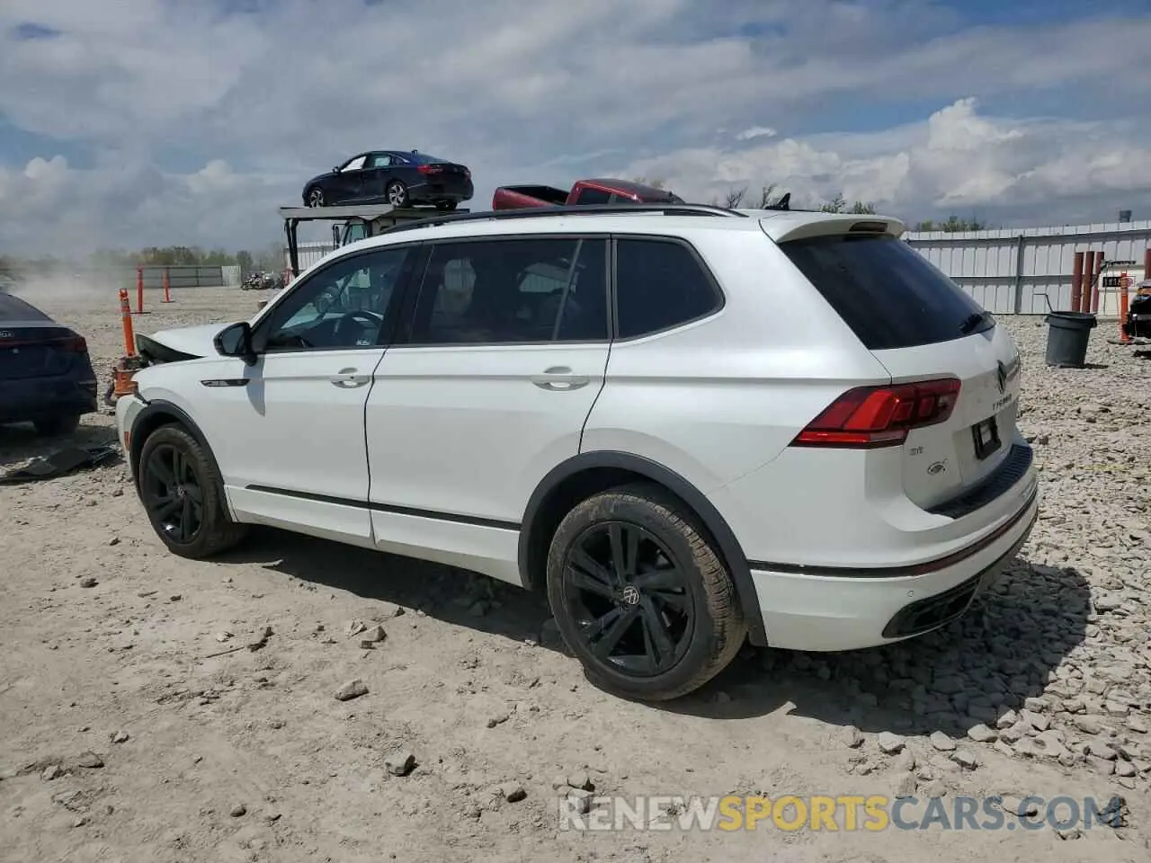 2 fotografías del automóvil dañado 3VV8B7AX4RM017767 VOLKSWAGEN TIGUAN 2024