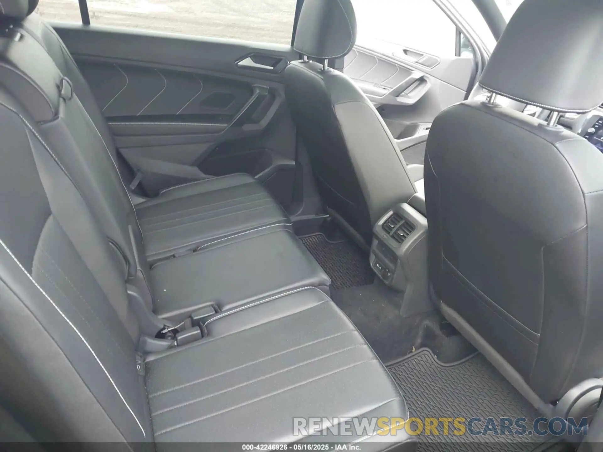 8 fotografías del automóvil dañado 3VV8B7AX4RM136788 VOLKSWAGEN TIGUAN 2024
