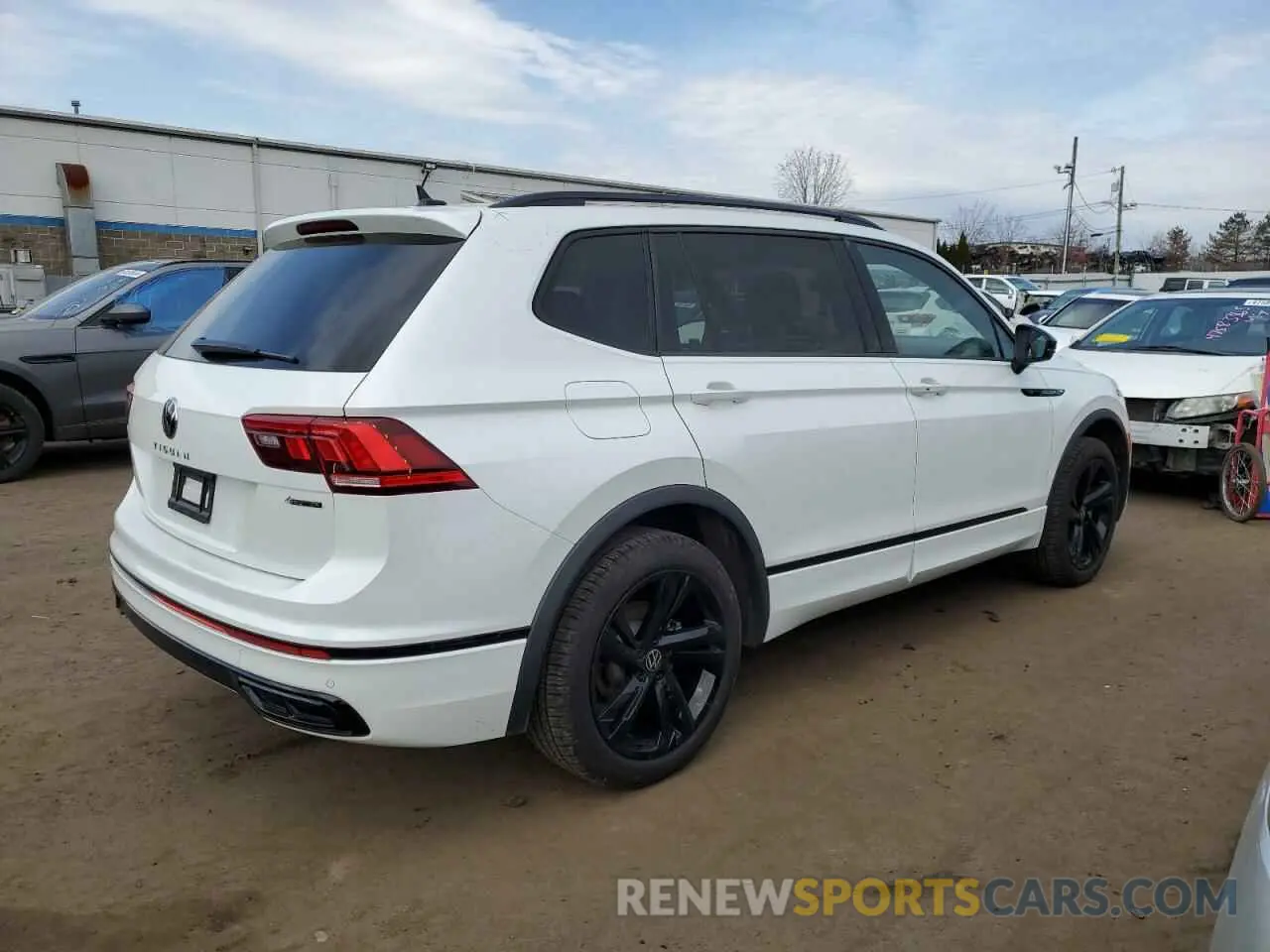 3 fotografías del automóvil dañado 3VV8B7AX6RM198337 VOLKSWAGEN TIGUAN 2024
