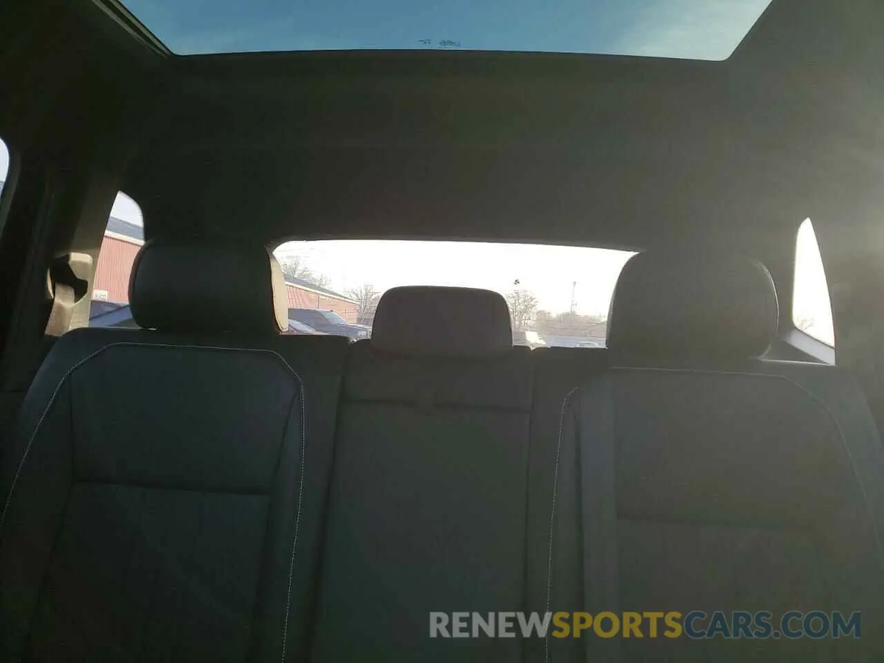 10 fotografías del automóvil dañado 3VV8B7AX7RM218658 VOLKSWAGEN TIGUAN 2024