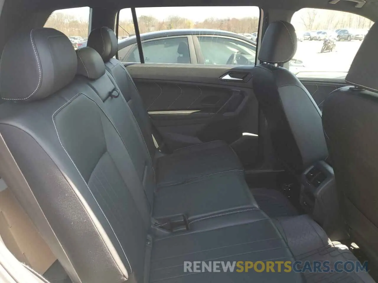 11 fotografías del automóvil dañado 3VV8B7AX9RM149200 VOLKSWAGEN TIGUAN 2024