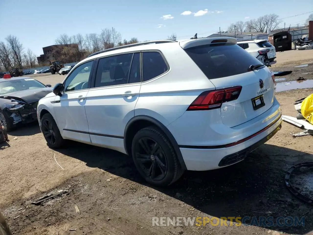 2 fotografías del automóvil dañado 3VV8B7AX9RM149200 VOLKSWAGEN TIGUAN 2024