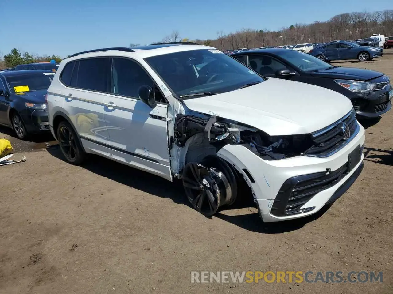 4 fotografías del automóvil dañado 3VV8B7AX9RM149200 VOLKSWAGEN TIGUAN 2024