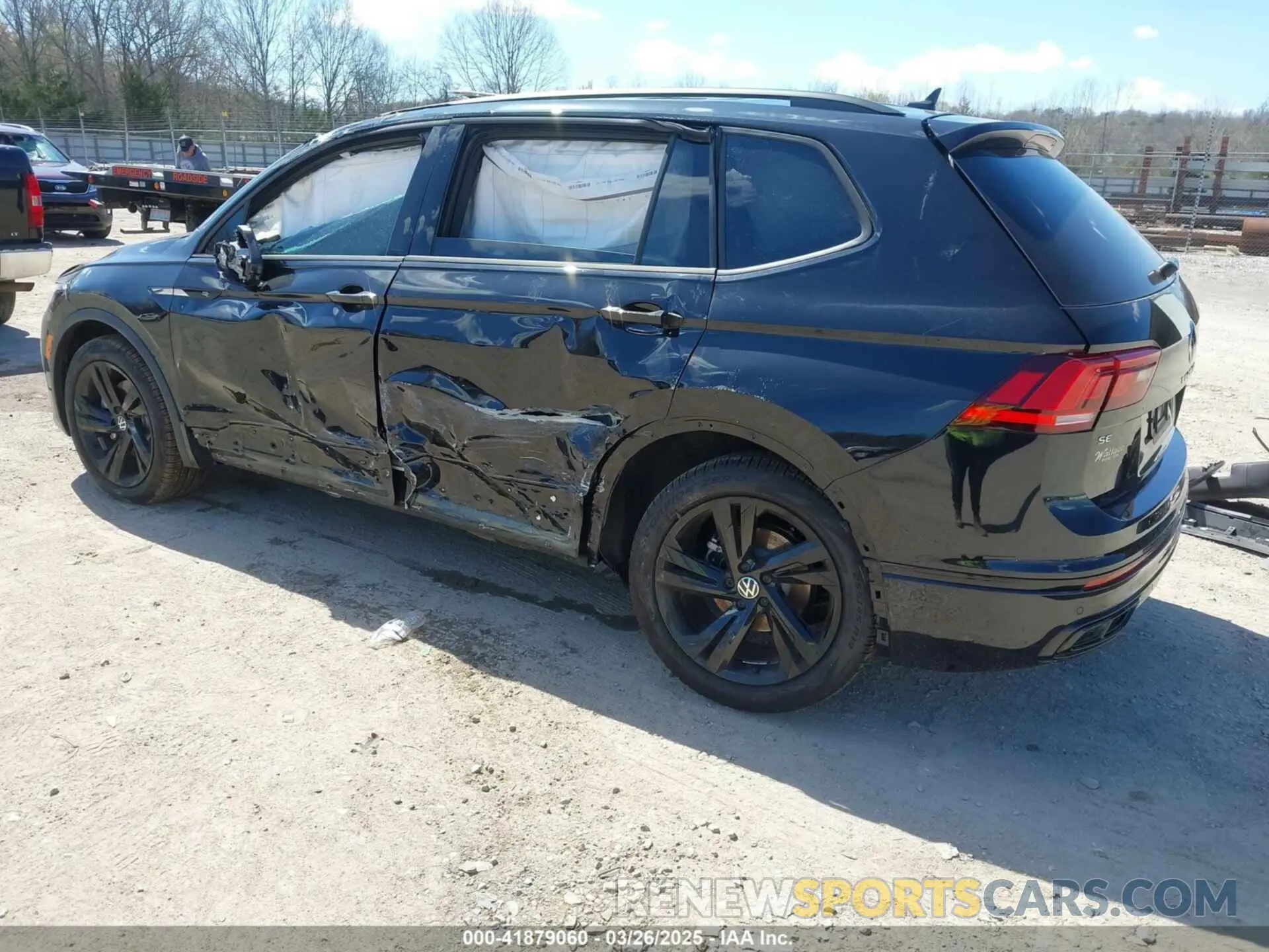 3 fotografías del automóvil dañado 3VV8B7AX9RM212070 VOLKSWAGEN TIGUAN 2024