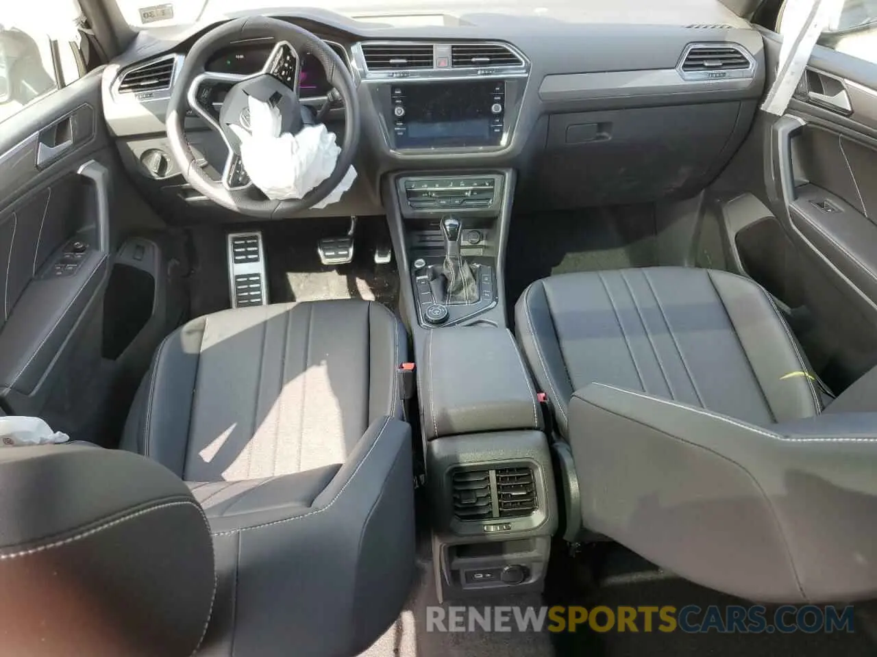 8 fotografías del automóvil dañado 3VV8B7AX9RM221447 VOLKSWAGEN TIGUAN 2024