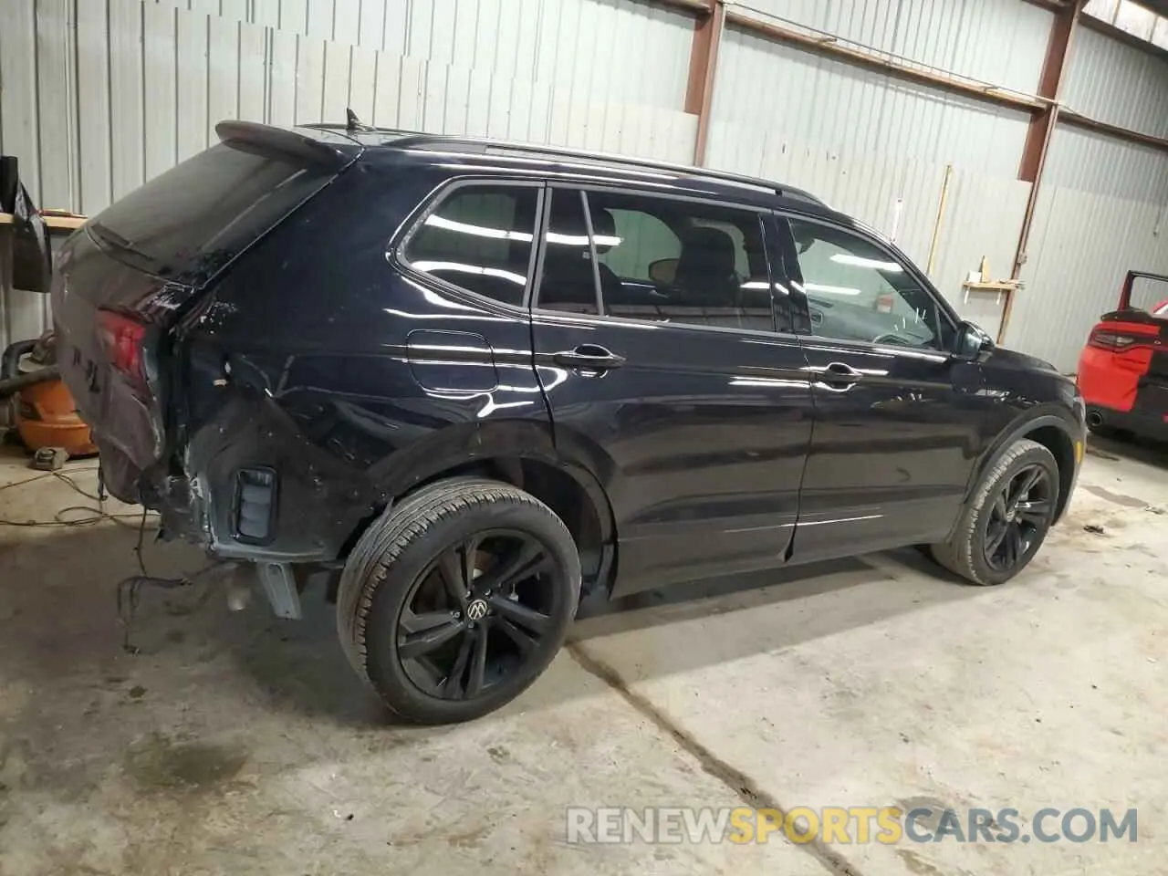 3 fotografías del automóvil dañado 3VV8B7AXXRM048909 VOLKSWAGEN TIGUAN 2024