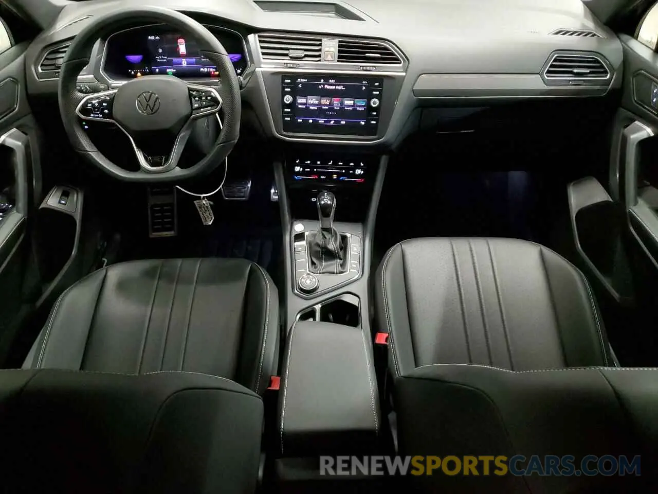 8 fotografías del automóvil dañado 3VV8B7AXXRM048909 VOLKSWAGEN TIGUAN 2024